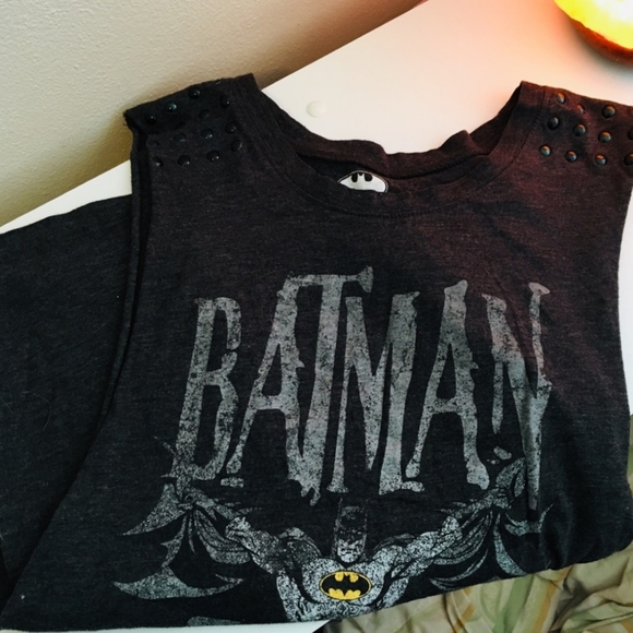 Batman Muscle Tank - Picture 2 of 4